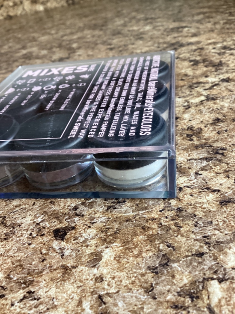 Bare Minerals Bare Pleasures Eye Shadows 9 - Picture 3 of 5